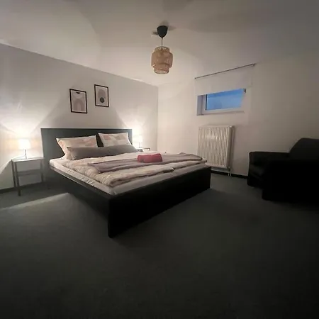 Renovierte Doppelhaushaelfte In Bester Lage Bottrop