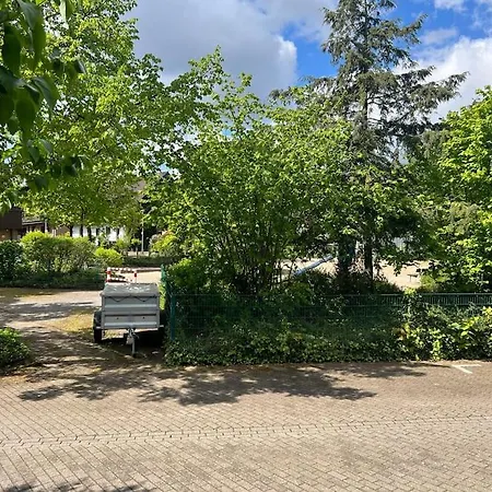 Renovierte Doppelhaushaelfte In Bester Lage Apartamento