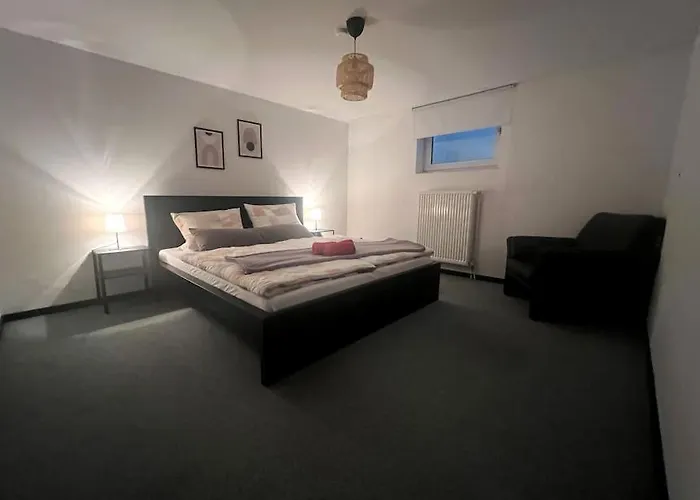 Renovierte Doppelhaushaelfte In Bester Lage Bottrop